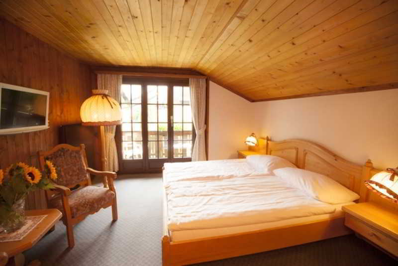 Hotel Aux Mille Etoiles Salvan Exteriör bild